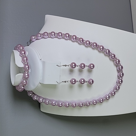 Beaded Jewelry Set Lavender Pearl Necklace Earrings Bracelet Fun Fashion - Picture 9 of 9